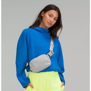 New lululemon everyday belt bag